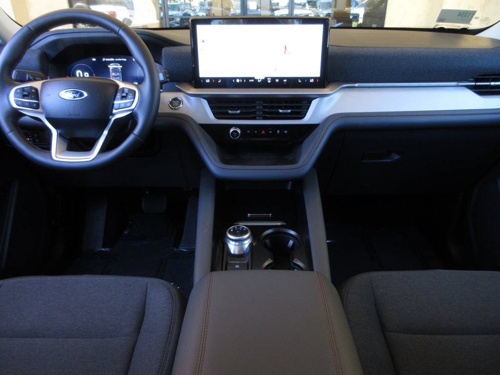 Certified 2025 Ford Explorer Active RWD image 21