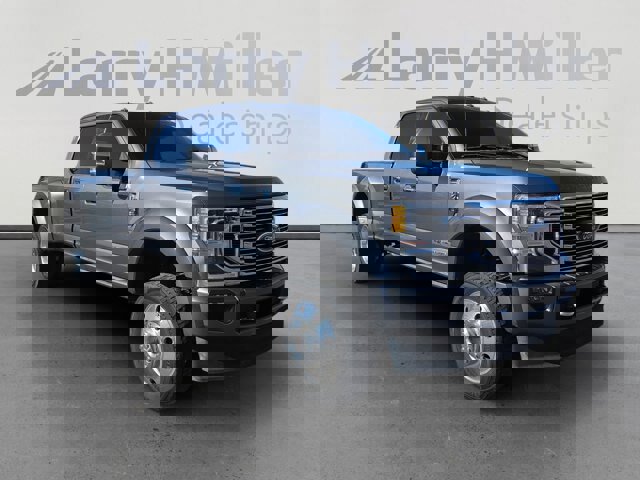 Certified 2022 Ford F450 Platinum w/ FX4 Off-Road Package image 7