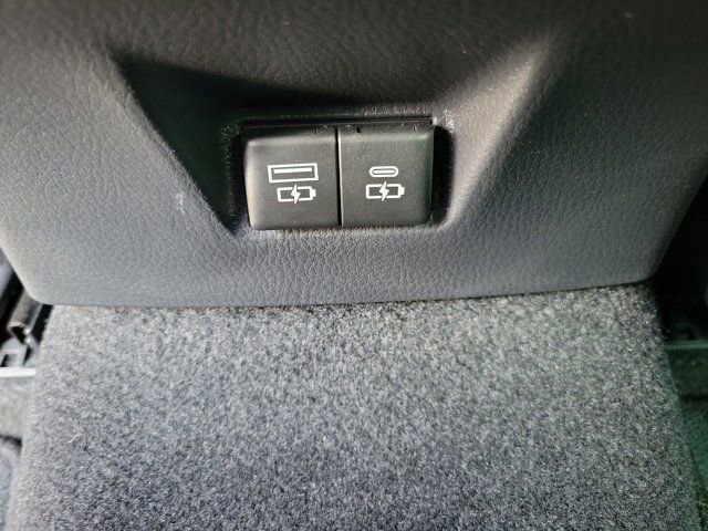 Used 2025 Toyota Camry XSE FWD image 17