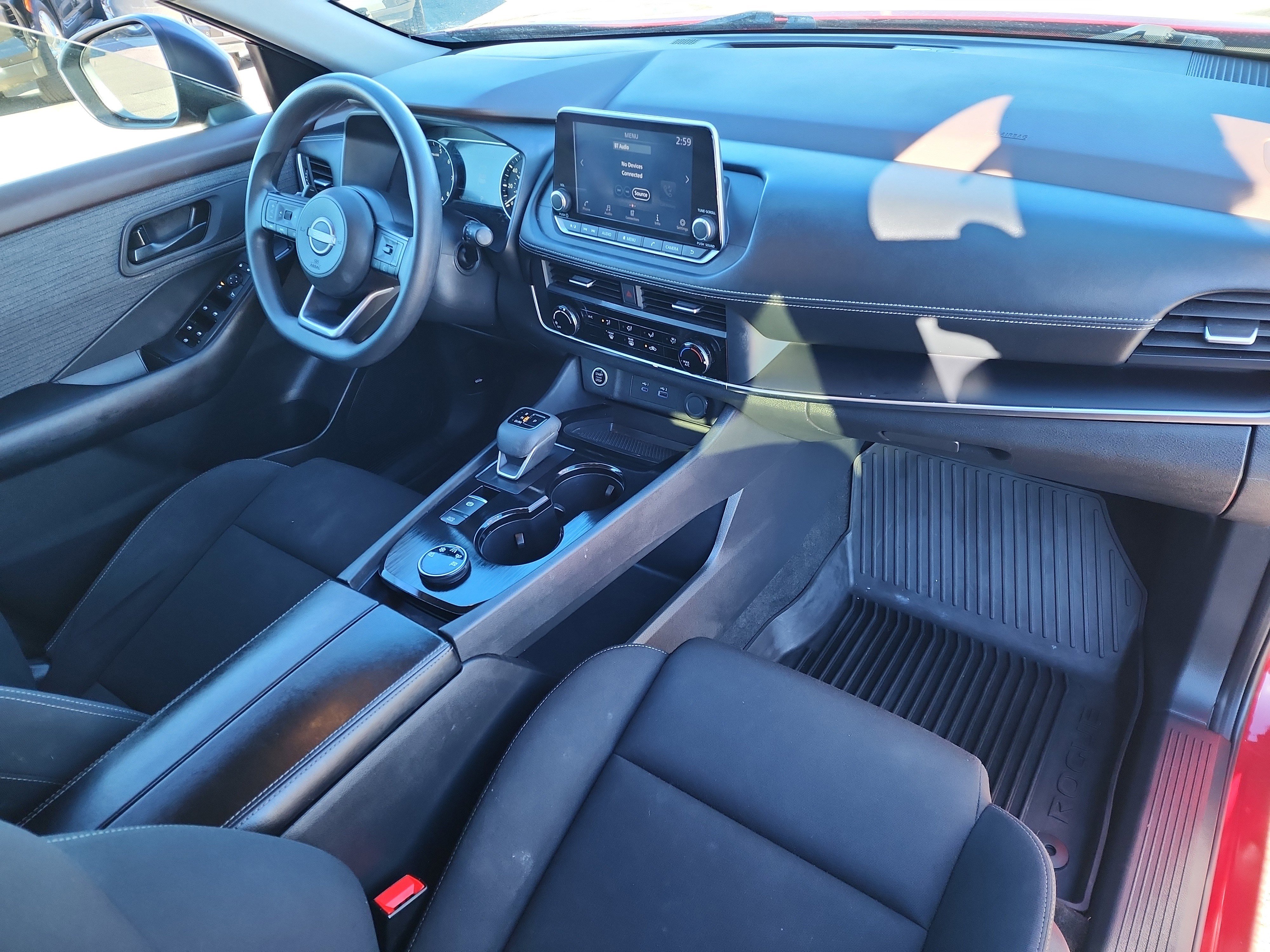 Used 2023 Nissan Rogue S image 17