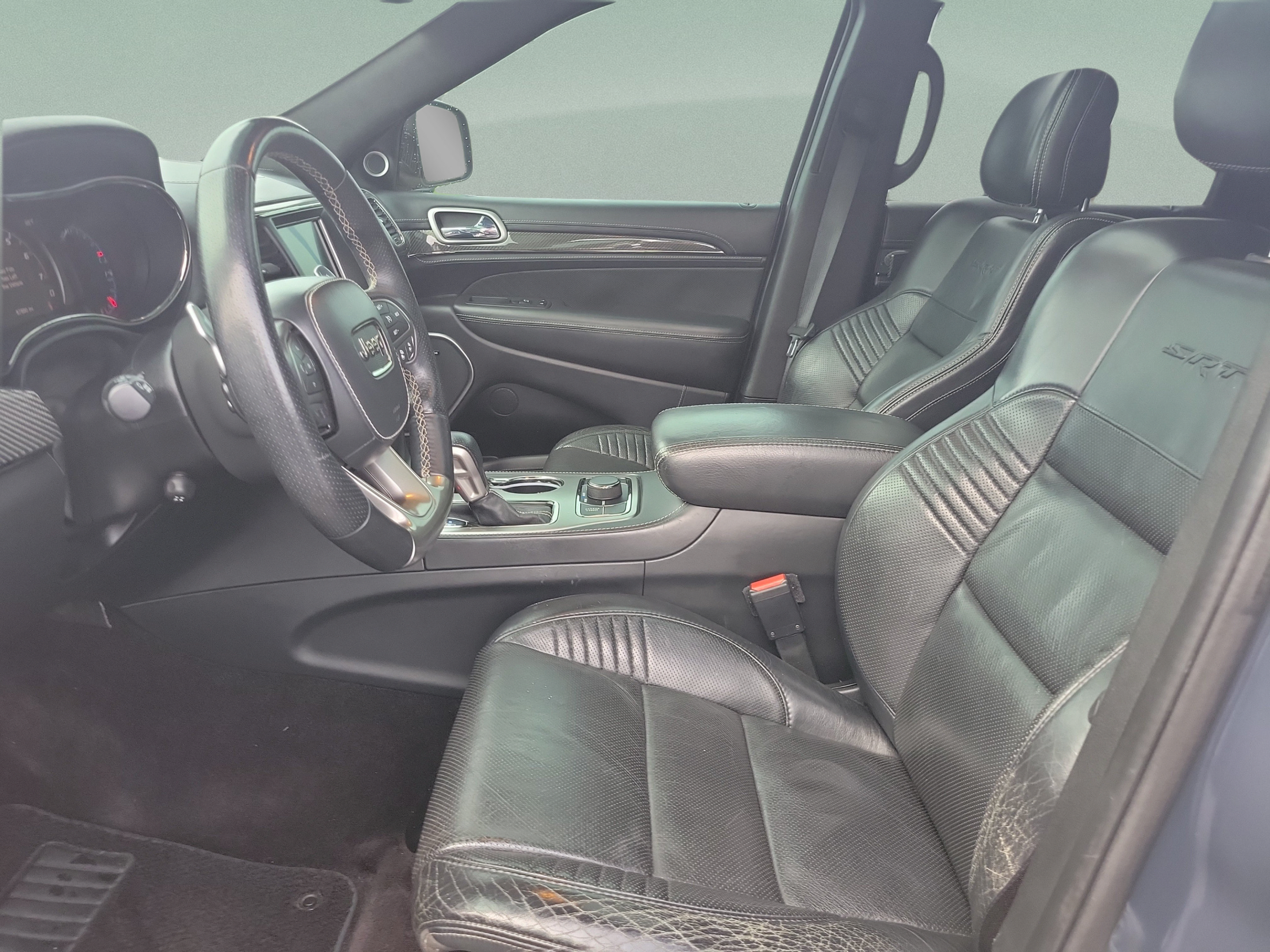 Used 2017 Jeep Grand Cherokee SRT AWD/4WD image 15