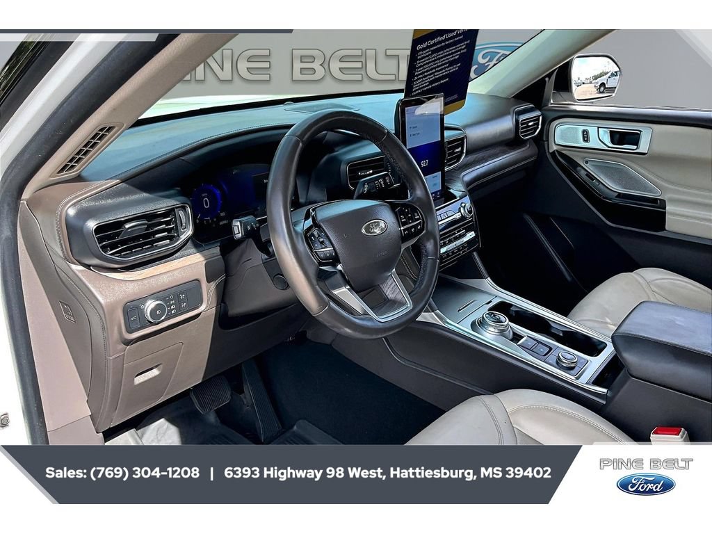 Certified 2022 Ford Explorer Platinum w/ Equipment Group 601A AWD/4WD image 12