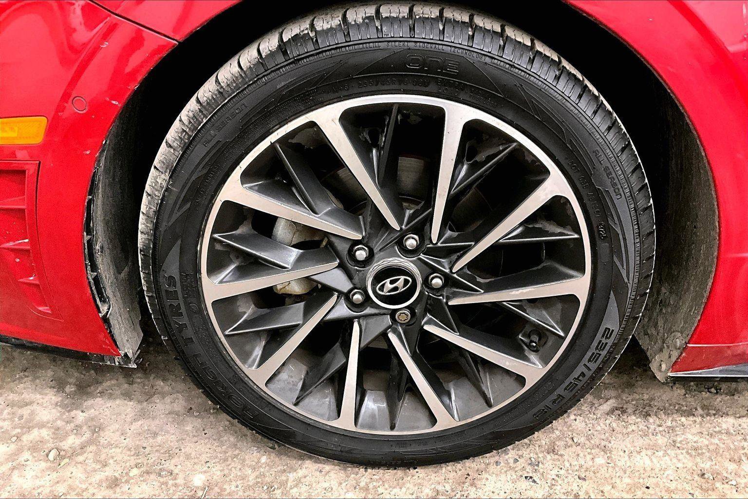 Used 2021 Hyundai Sonata Limited w/ Cargo Package image 10