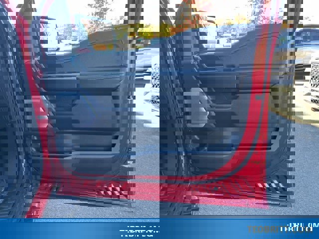 Certified 2022 Ford F150 Lariat w/ Equipment Group 502A High image 25