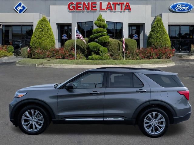 Certified 2023 Ford Explorer XLT w/ Equipment Group 202A AWD/4WD image 2