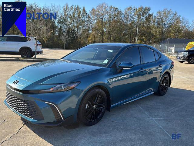 Used 2025 Toyota Camry SE w/ Convenience Package image 1