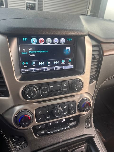 Used 2019 GMC Yukon Denali w/ Denali Ultimate Package AWD/4WD image 9