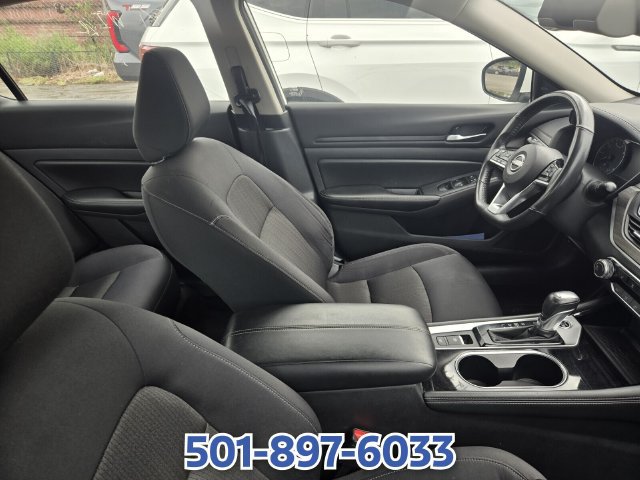 Used 2024 Nissan Altima 2.5 SV w/ SV Premium Package FWD image 9