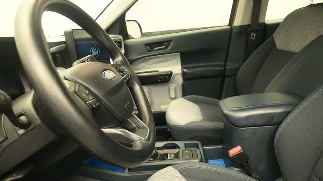 Certified 2025 Ford Maverick XLT w/ Equipment Group 302A AWD/4WD image 18
