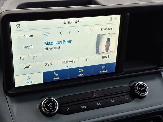 Certified 2022 Ford Maverick Lariat w/ Lariat Luxury Package image 17