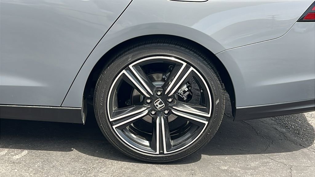 Used 2024 Honda Accord Sport image 7
