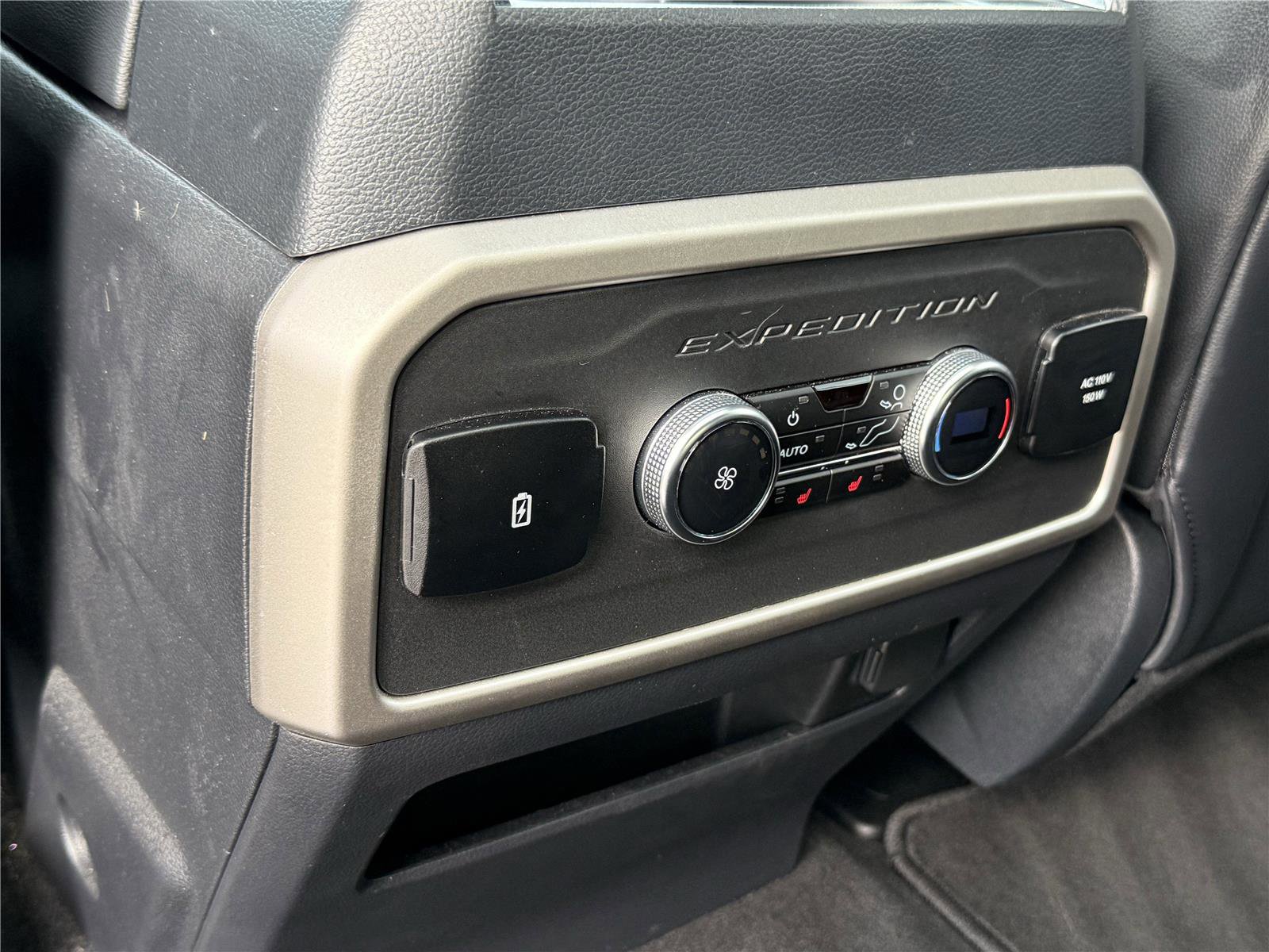 Certified 2024 Ford Expedition Max Limited image 17