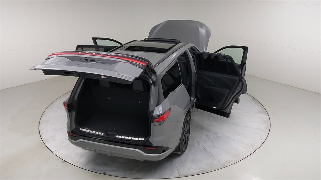 Used 2024 Lexus TX 500h AWD w/ Technology Package image 52