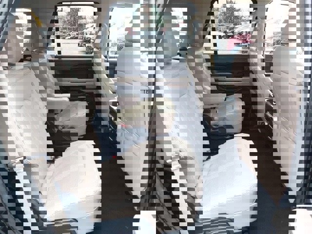 Certified 2024 Ford Expedition Limited image 27