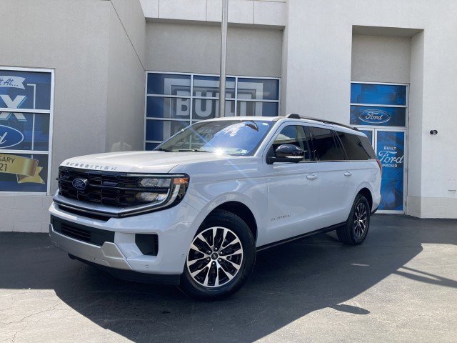 Certified 2025 Ford Expedition Max Platinum AWD/4WD image 2