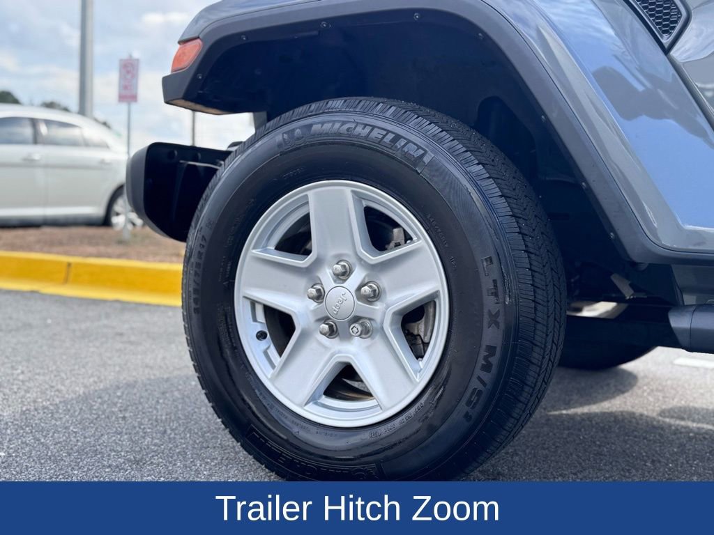 Used 2021 Jeep Gladiator Sport image 8