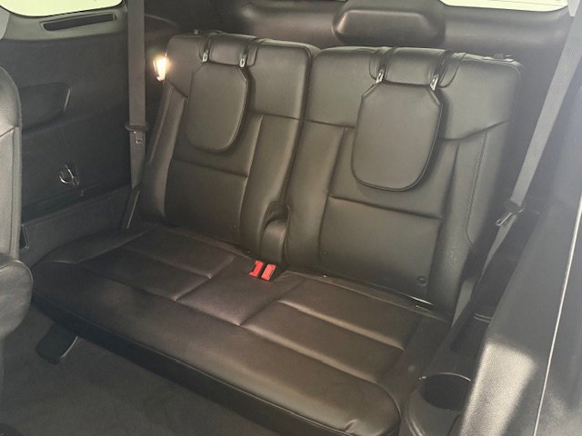 Certified 2022 Ford Explorer Limited w/ Limited Technology Package image 23