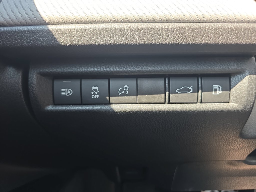 Used 2025 Toyota Camry SE AWD/4WD image 42