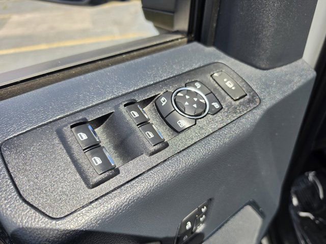 Certified 2022 Ford F250 Lariat w/ Lariat Value Package AWD/4WD image 16