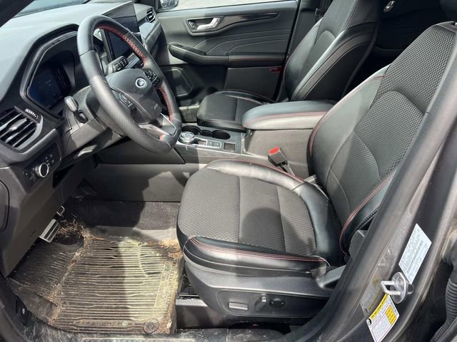Certified 2024 Ford Escape ST-Line w/ Tech Pack #1 AWD/4WD image 7