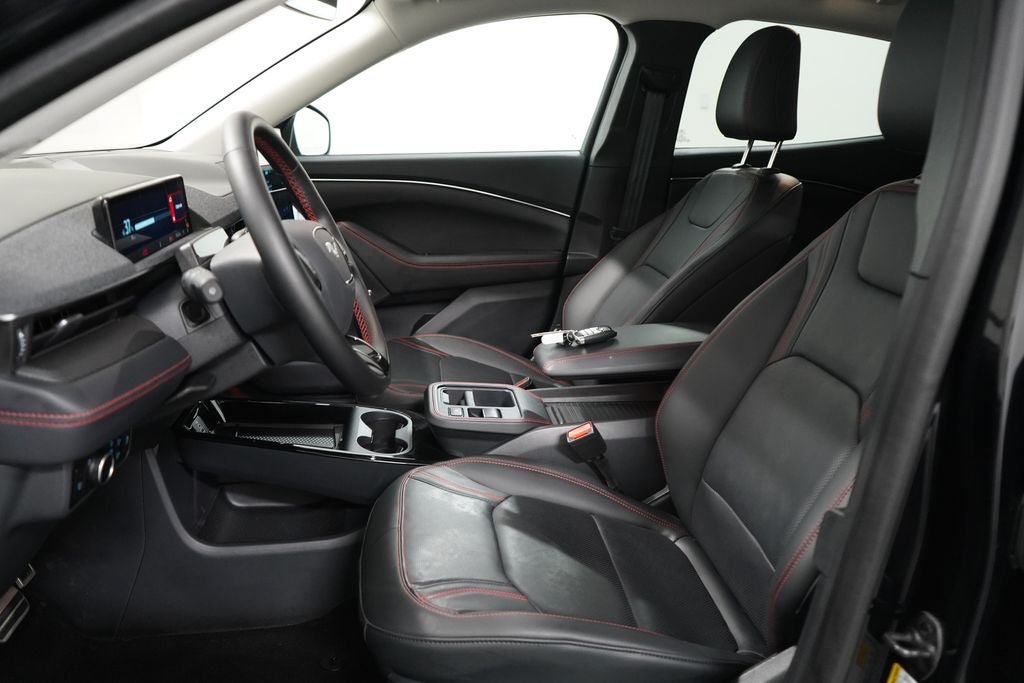 Certified 2025 Ford Mustang Mach-E Premium w/ Sport Appearance Package AWD/4WD image 15
