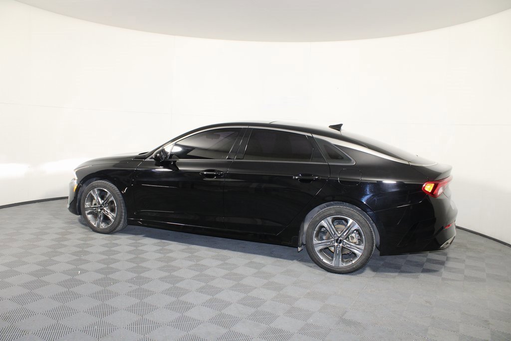 Used 2022 Kia K5 EX image 2