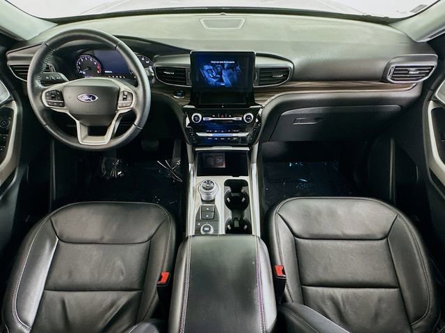 Certified 2022 Ford Explorer Limited w/ Equipment Group 301A image 14