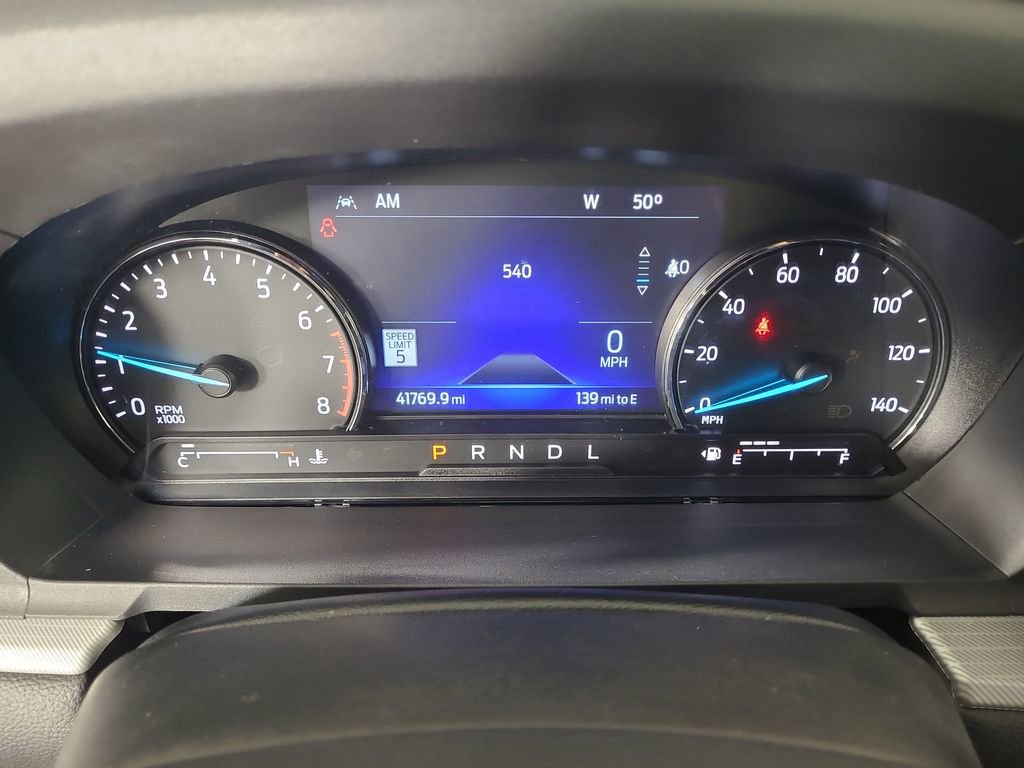 Certified 2022 Ford Explorer XLT w/ Equipment Group 202A AWD/4WD image 11