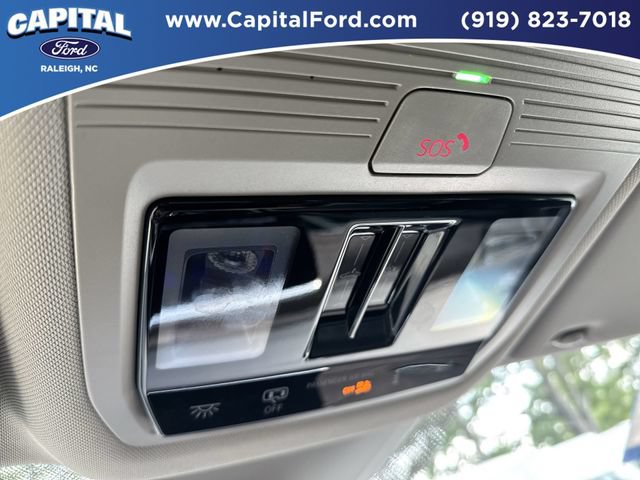 Used 2024 Volkswagen Atlas SEL Premium R-Line AWD/4WD image 33