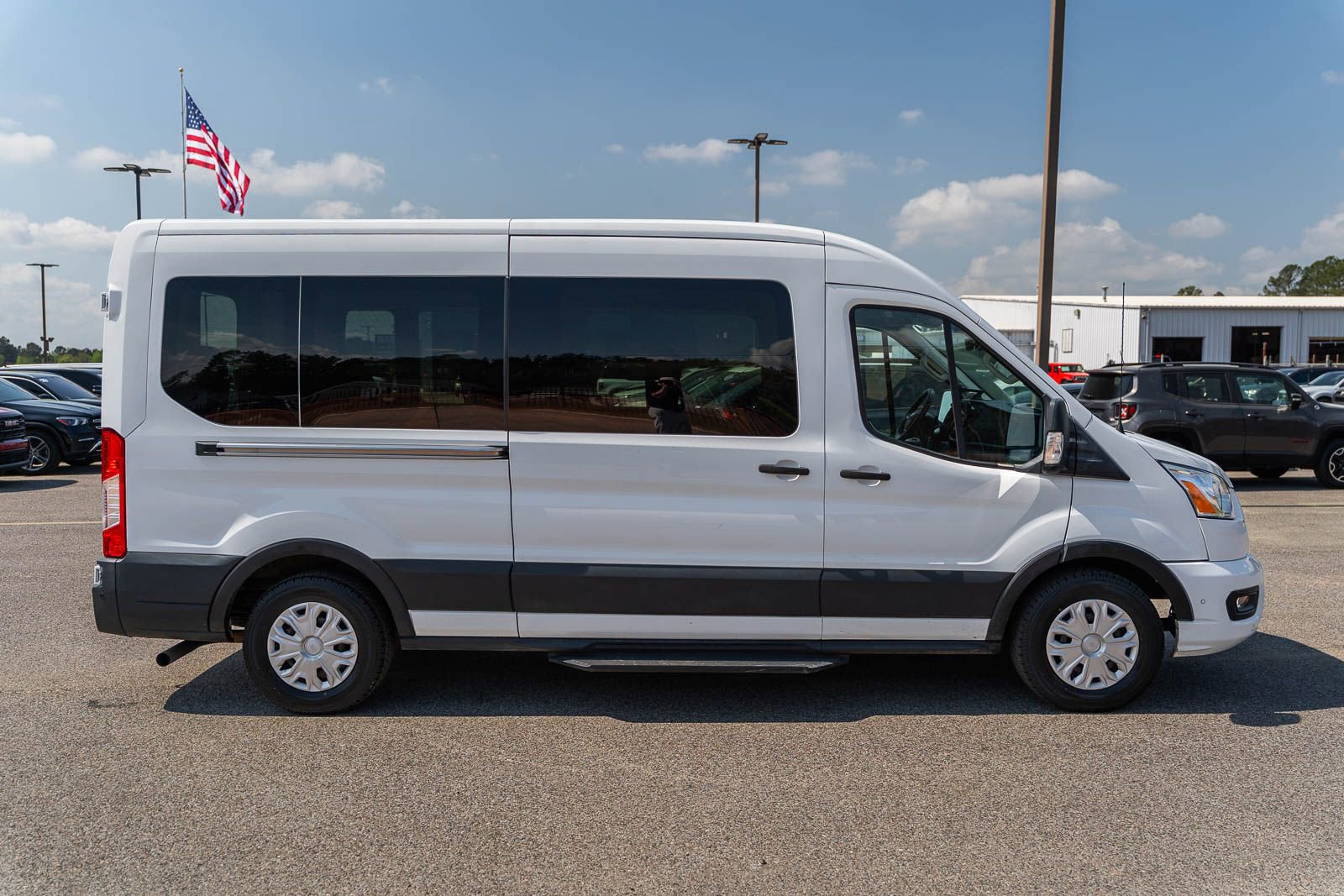 Certified 2021 Ford Transit 350 XLT RWD image 8