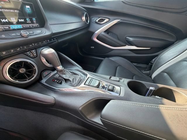 Used 2017 Chevrolet Camaro SS RWD image 15