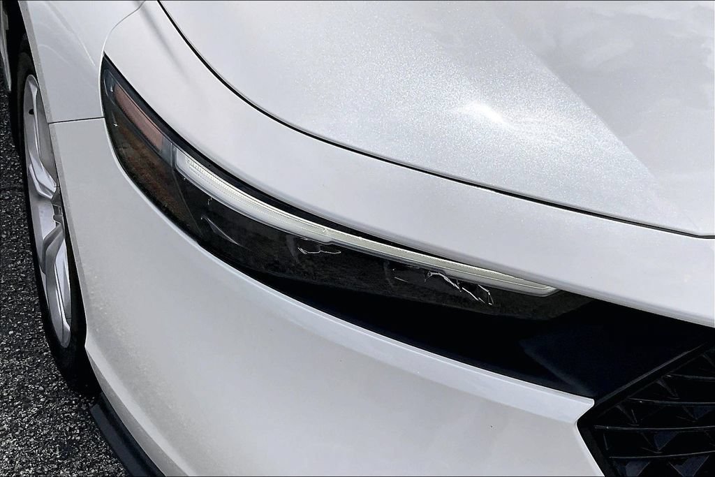 Used 2025 Honda Accord LX image 28