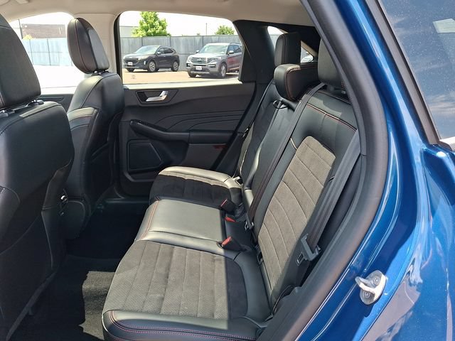 Certified 2022 Ford Escape SEL w/ SEL Stealth AWD Package image 10