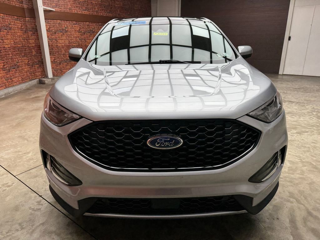 Certified 2023 Ford Edge ST-Line AWD/4WD image 6