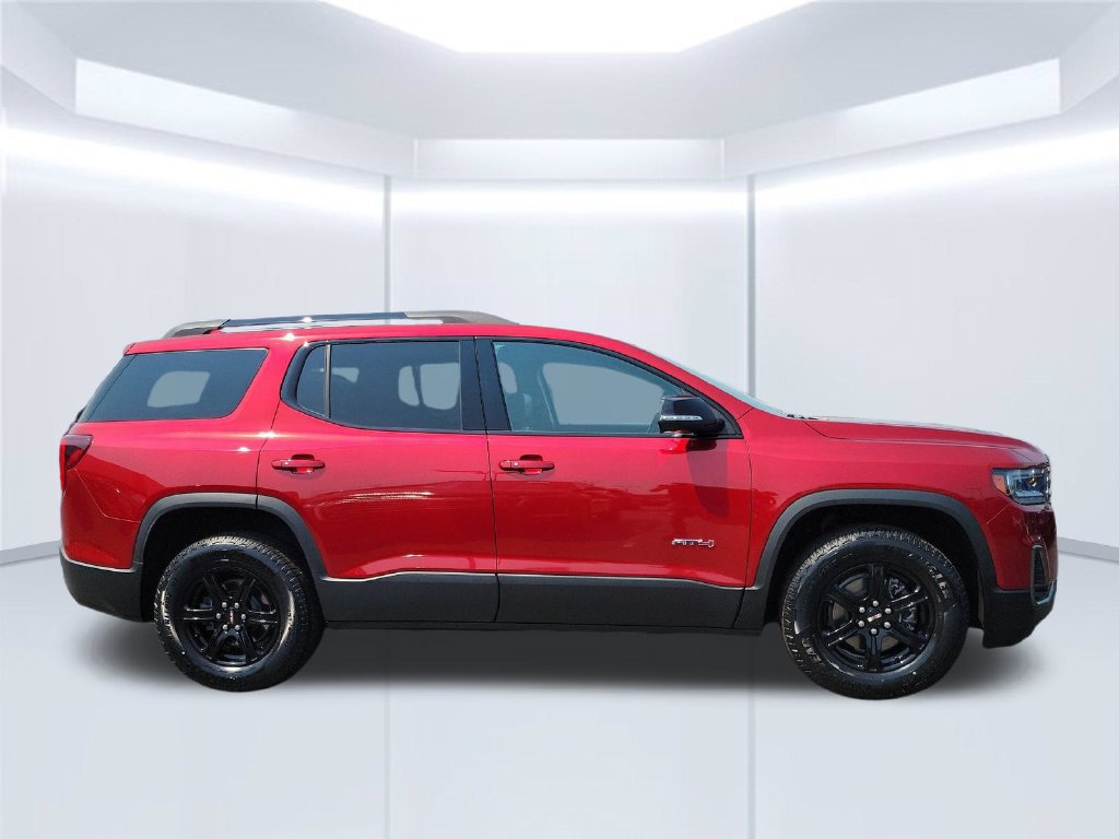 Used 2022 GMC Acadia AT4 w/ Technology Package AWD/4WD image 4