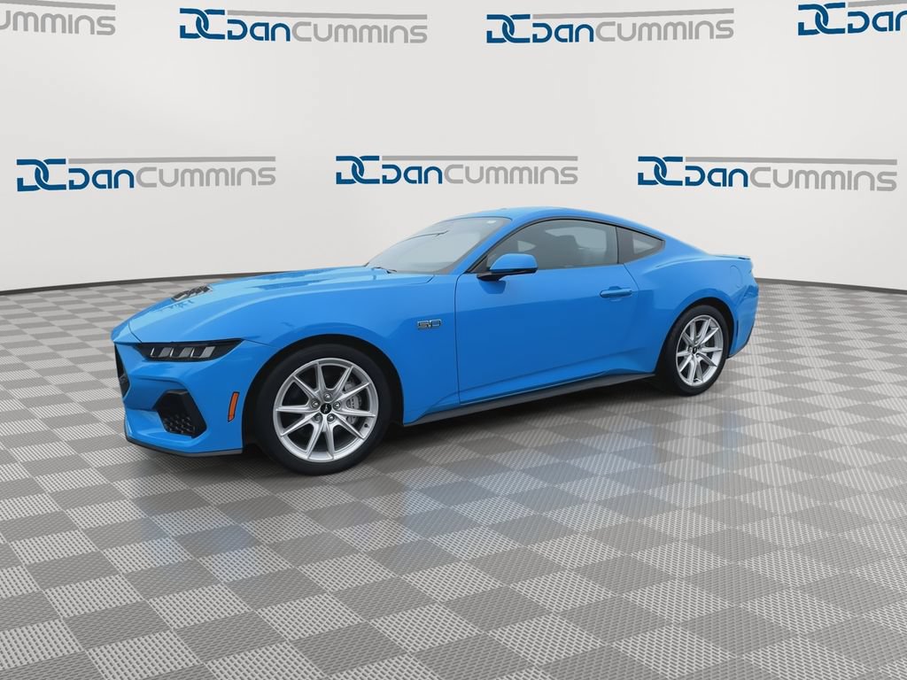 Certified 2025 Ford Mustang GT Premium RWD image 4