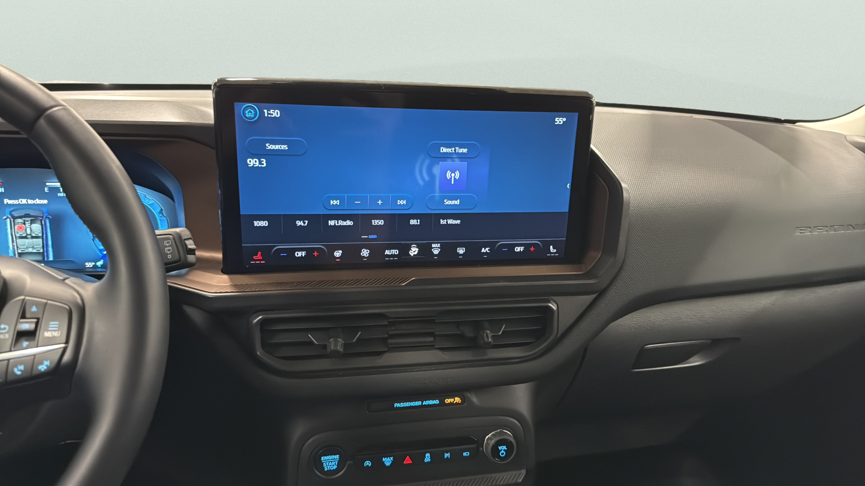 Certified 2025 Ford Bronco Sport Outer Banks w/ Outer Banks Tech Package+ AWD/4WD image 22