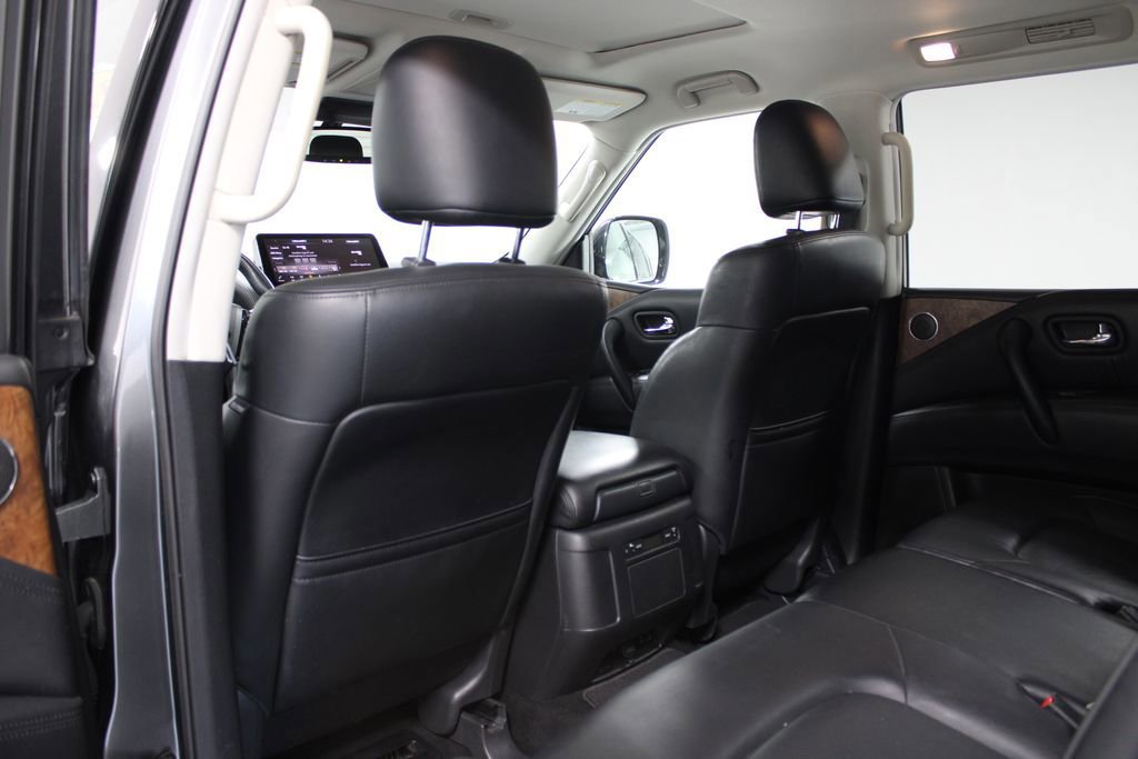 Used 2024 Nissan Armada SL image 29