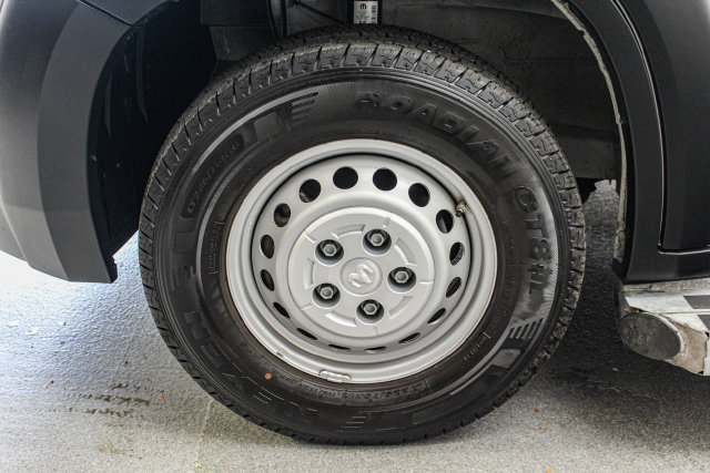 Used 2025 RAM ProMaster 2500 FWD image 29