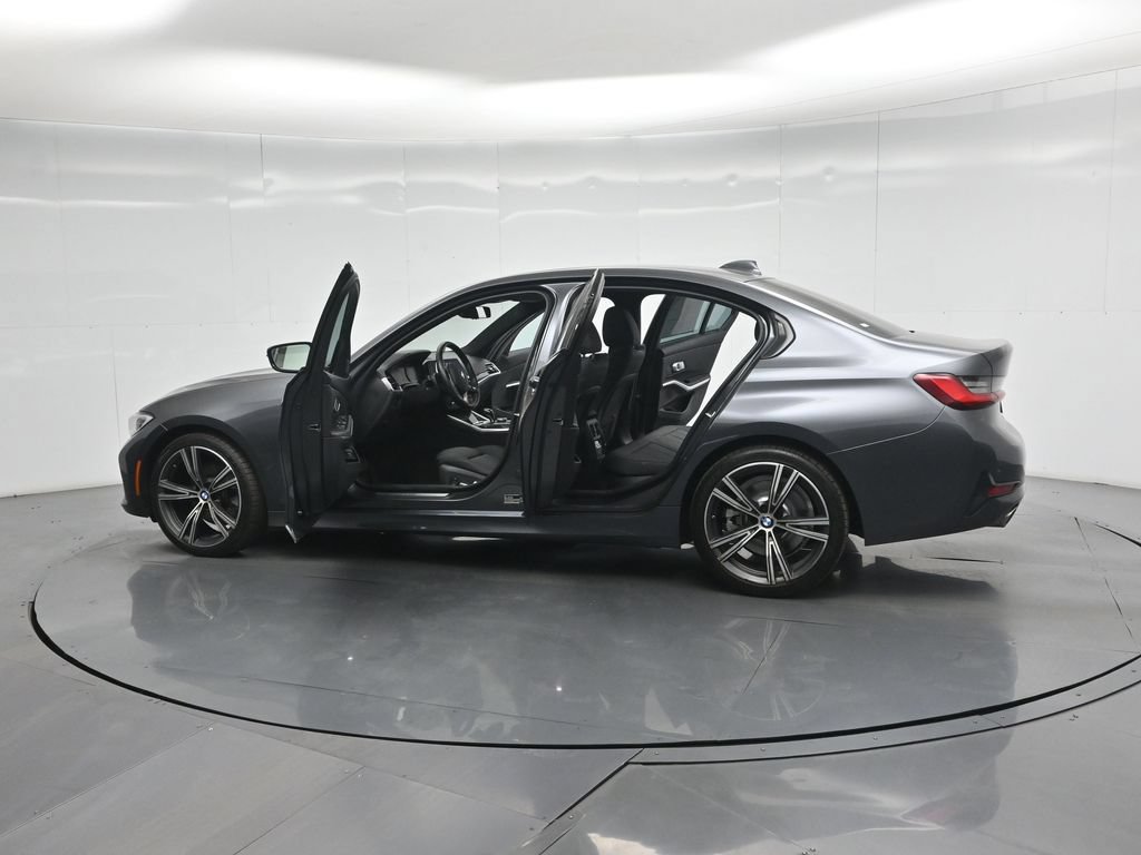 Used 2021 BMW 330i Sedan w/ Convenience Package RWD image 34