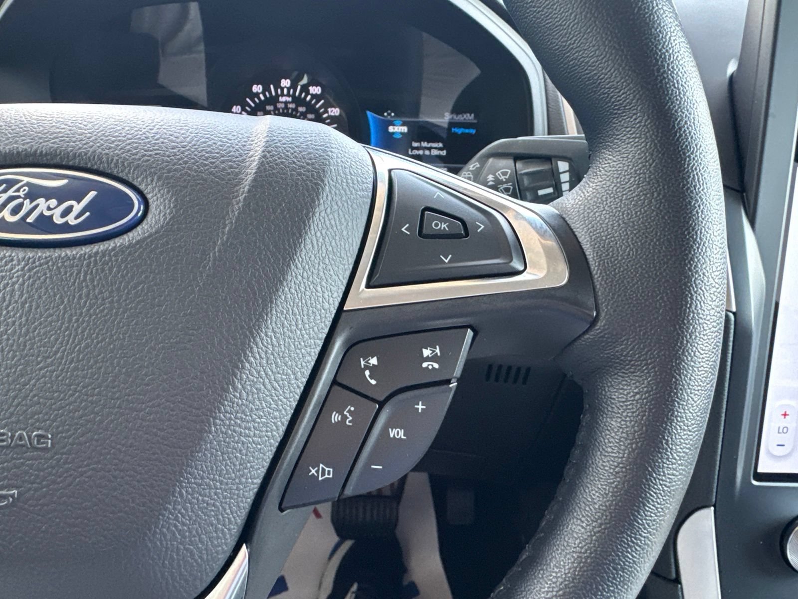 Certified 2024 Ford Edge SEL w/ Convenience Package AWD/4WD image 29