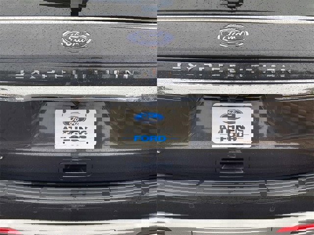 Certified 2024 Ford Expedition Limited image 44