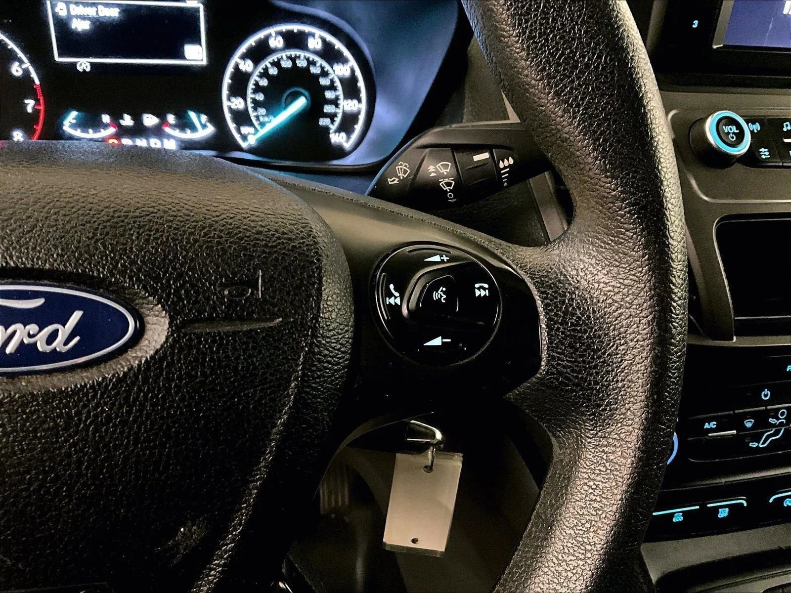 Certified 2019 Ford Transit Connect XL FWD image 18