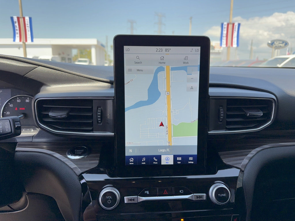 Certified 2023 Ford Explorer Limited w/ Limited Technology Package image 20