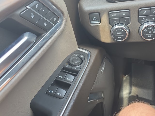 Used 2023 GMC Sierra 1500 SLT w/ SLT Convenience Package AWD/4WD image 16
