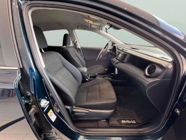 Used 2018 Toyota RAV4 LE w/ All Weather Liner Package AWD/4WD image 20