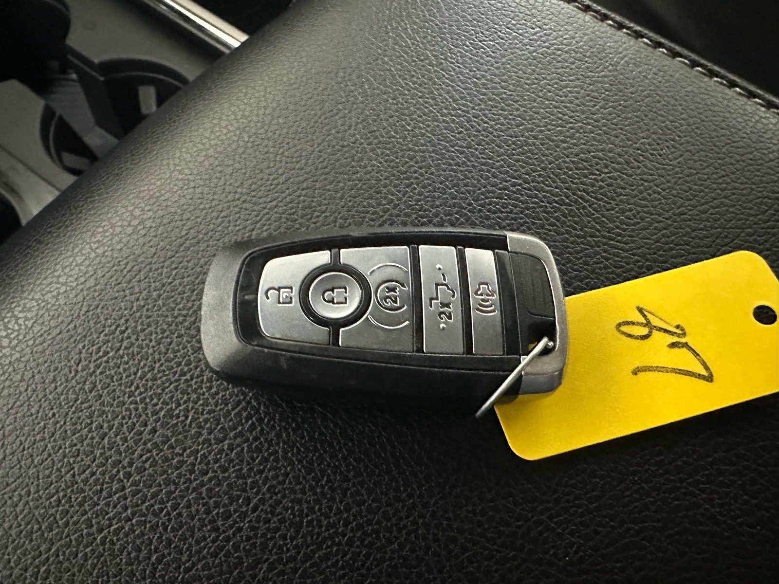 Certified 2021 Ford F250 Lariat w/ Tremor Off-Road Package image 40