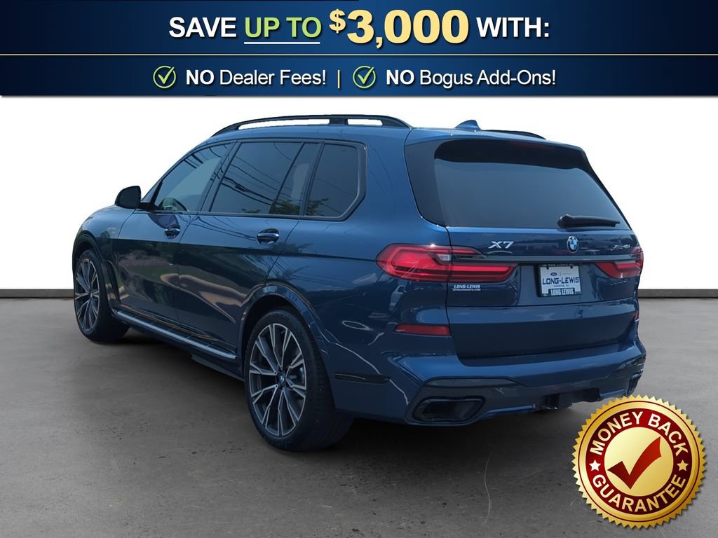 Used 2022 BMW X7 xDrive40i w/ M Sport Package AWD/4WD image 4