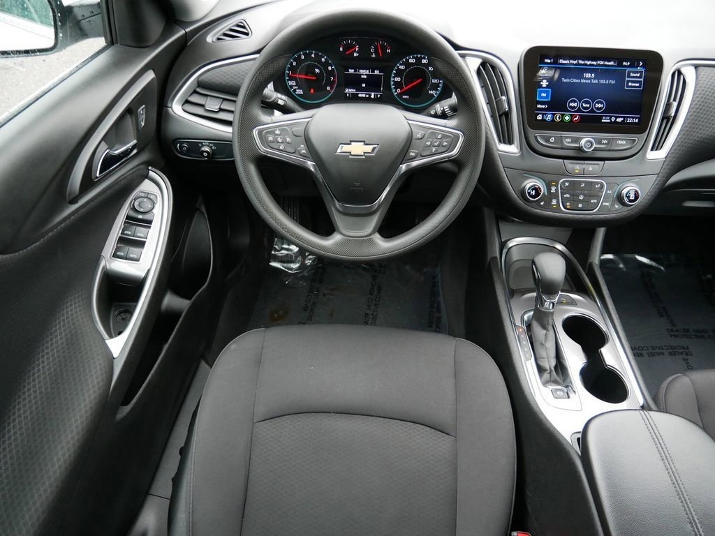 Used 2024 Chevrolet Malibu LT image 12