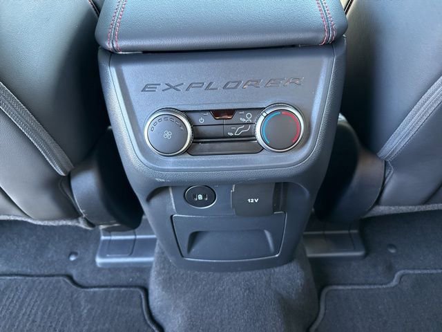 Certified 2025 Ford Explorer ST-Line w/ ST-Line Street Pack AWD/4WD image 15